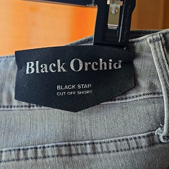 Distressed Summer Jean Shorts - Picture 6 of 7